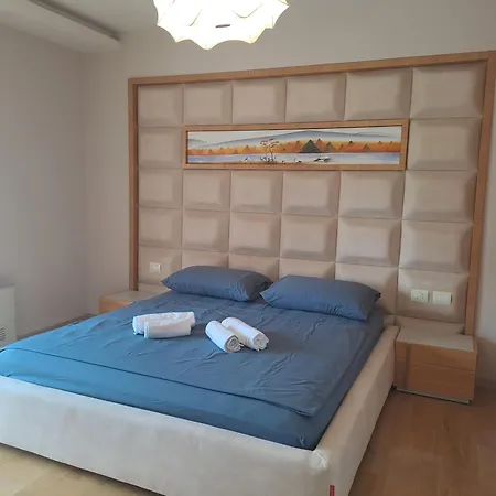 Apartment Apartment