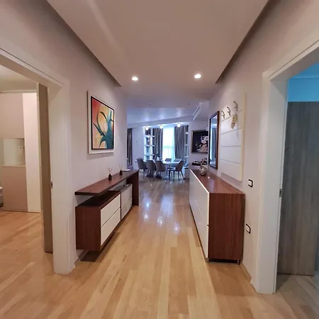 דירה Apartment *